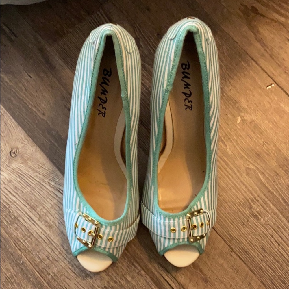 Peep toe heels